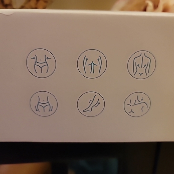 NEW YOMAINIY Body Sculpting Machine Cellulite Massager Electric w 5 Washable Pad - Picture 13 of 13